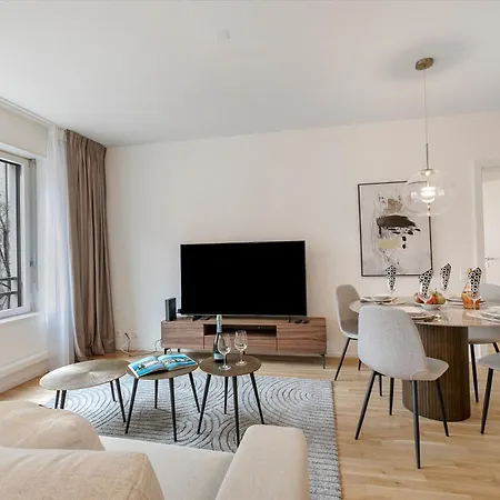 Novos Contrada * لوغانو