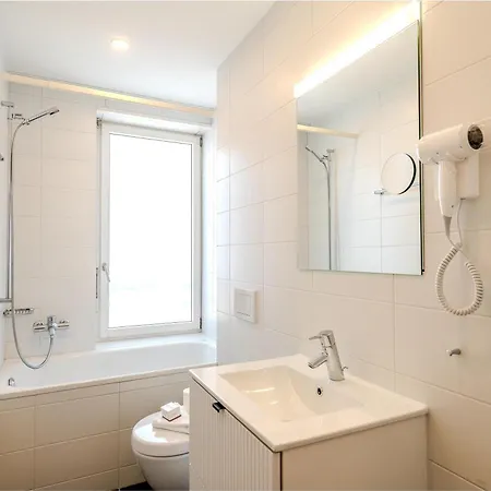 Novos Contrada 루가노