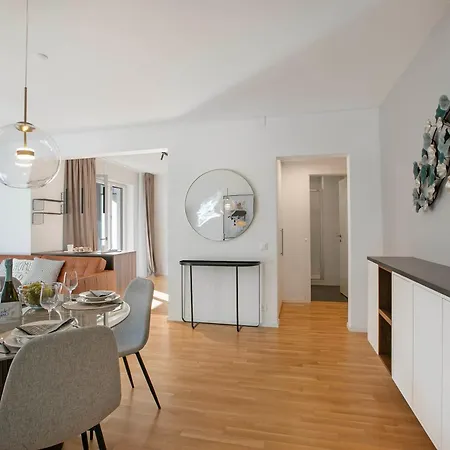 아파트 Novos Contrada