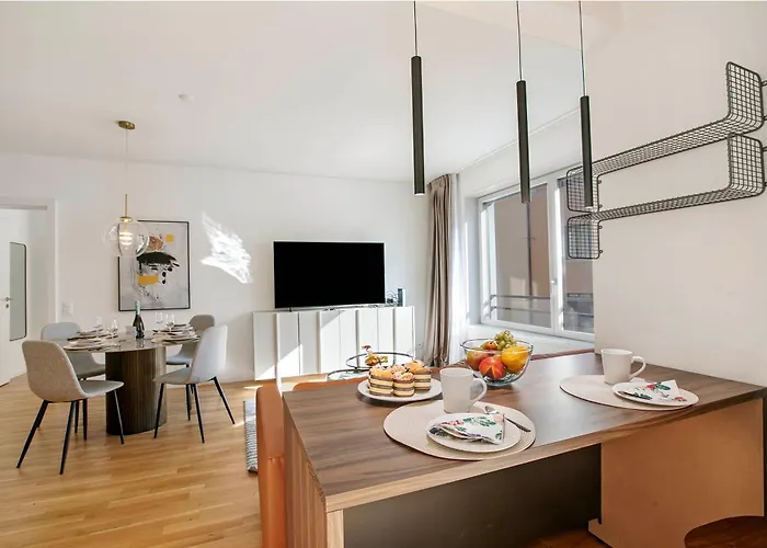 Novos Contrada * لوغانو