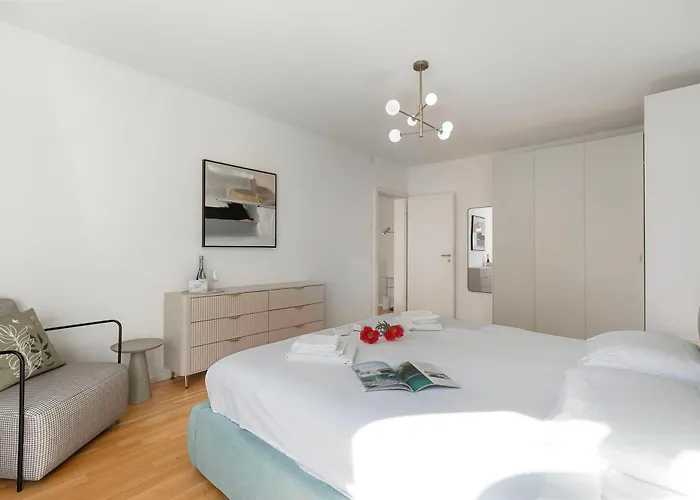 Novos Contrada Lugano